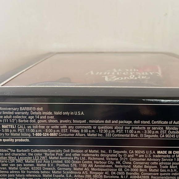 1999 40th Anniversary Barbie NIB Mint - Picture 5 of 13